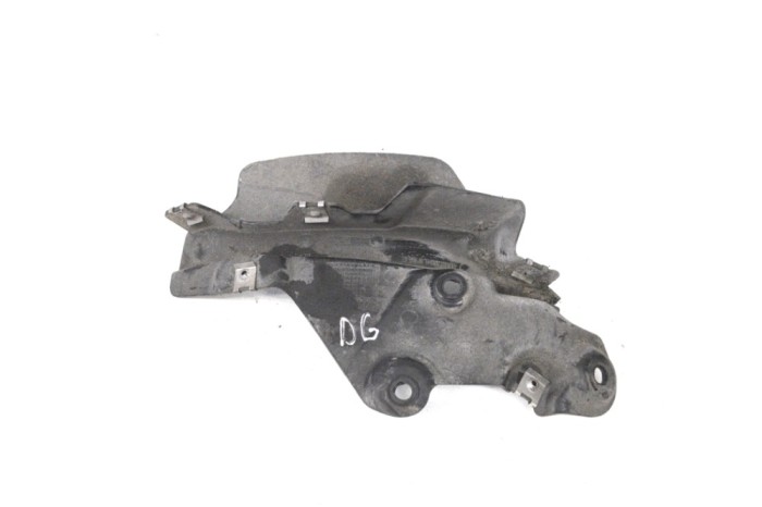 Aparatoare noroi dreapta spate AUDI Q7 4M 2016 OEM: 4M0854816E | 15403168
