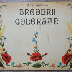 Broderii colorate - Ana Pintilescu