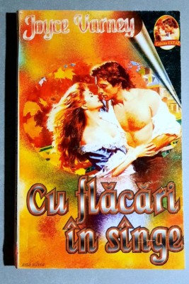 Cu flacari in singe/sange - Joyce Varney foto