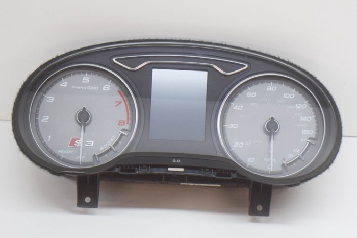 Ceas de bord AUDI A3 Limousine 8VS, 8VM 2016 OEM: A2C94973200,8V0920972A | 13120038