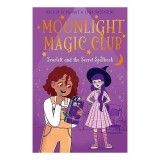 Carte Scarlett and the Secret Spellbook pentru copii