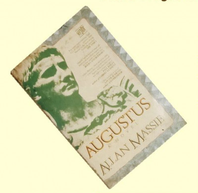 Augustus A novel Allan Massie foto