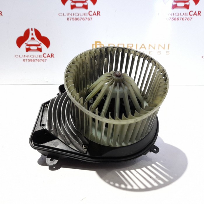 Ventilator Habitaclu Audi A4-VW-Skoda 1.9 TDI 2000 8d1820021 |