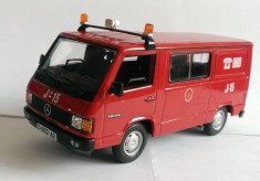 Macheta Mercedes-Benz MB 180 Pompieri Zaragoza 1990 - Altaya 1/43