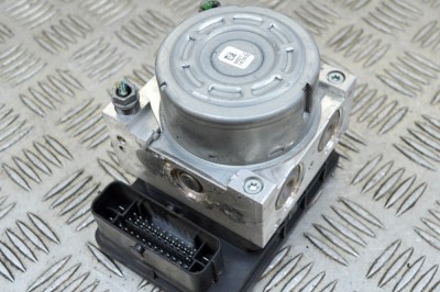 Pompa ABS SKODA OCTAVIA III 5E3 2015 OEM: 10.0625-3173.1,3Q0614517T,3Q0907379T,10.0916-0337.3,10.0220-0670.4 13565298 foto