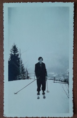Fotografie, Stella, mama lui Geo Litarczek, parintele radiologiei romanesti, la Cioplea, Predeal 1934 foto