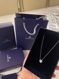 Lănțișor elegant cu pandantiv inimă &ndash; Swarovski+accesorii