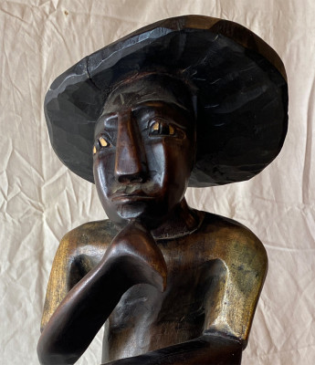 Statuie lemn africana tobosar foto