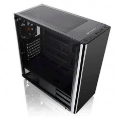 Carcasa Thermaltake V200 Tempered Glass foto