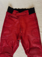 PANTALONI BARBATESTI ROSII PIELE IXS MOTO CHOPPER BIKER MOTOR PROTECTII SOFT foto