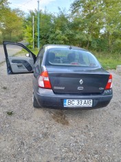 Renault Clio 2 foto