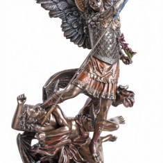 Lucifer- statueta din rasini cu un strat ceramic WU73529A4