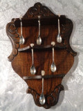 Raft de lemn cu suport pentru linguri de argint, Olanda, jumătatea secolului XX, Ornamentale