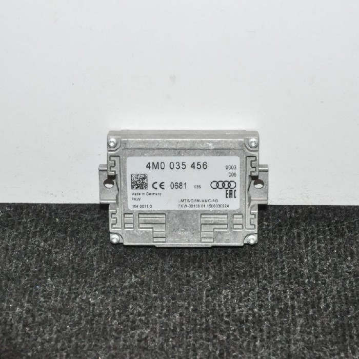 Amplificator de antena AUDI A4 8W2, B9 2016 OEM: 4M0035456 2596966