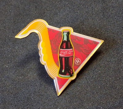 Insigna - &amp;quot;COCA COLA&amp;quot; foto