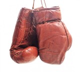 Man Cave manusi vechi anii &#039;60 BOX din Piele Naturala cu Snur Man Cave Sport Decorativ