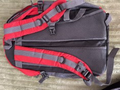 Rucsac unisex impermeabil de 40L, geantă de călătorie, geantă sport, rucsac pentru alpinism, drumeții și camping &icirc;n aer liber