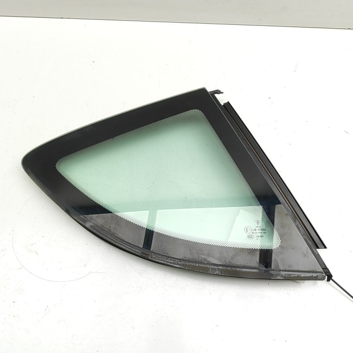 Geam lateral dreapta spate PORSCHE CAYMAN 987 2011 OEM: Coupe | 32701213