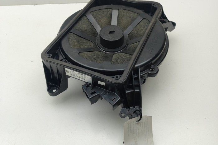 Subwoofer AUDI A6 4G2, C7, 4GC 2015 OEM: 4G8035709 | 31693312