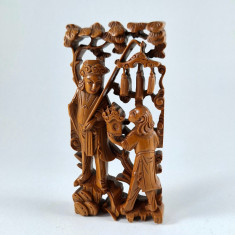 Sculptura mica in lemn, China , detalii fine, 10 x 5 cm