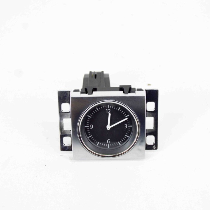 Ceas interior VW PASSAT Variant B7 365 2011 OEM: 3AA919204 | 20292999