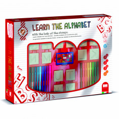 Set educativ cu stampile Alfabet 46 piese, 26 stampile, tus, 18 carioci