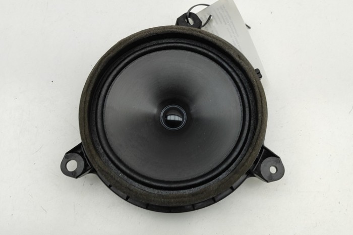 Difuzor ușă st&acirc;nga față TOYOTA YARIS CROSS MXP_ 2024 OEM: 86160-0D450 | 31546842