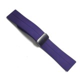 Cumpara ieftin Curea de ceas Bleumarin din silicon cu inchidere deployant magnetic 20mm, 22mm