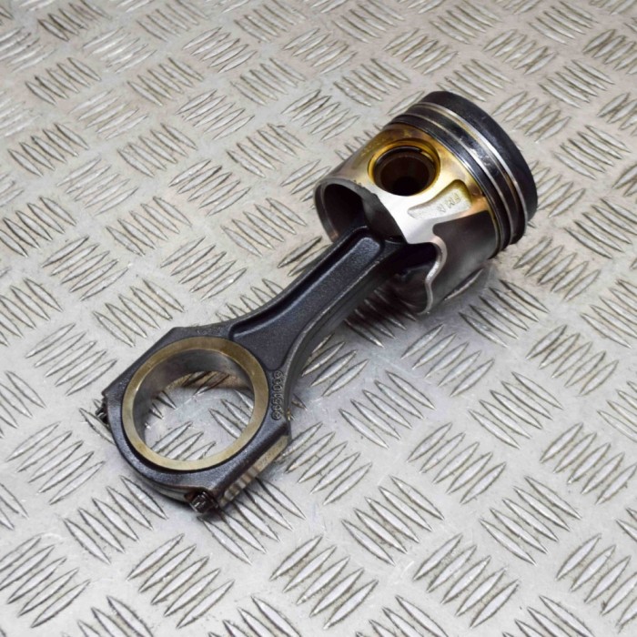 Piston MERCEDES-BENZ SPRINTER 3-t 906 2011 OEM: A6460300917,A6460300220