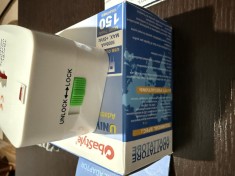 Adaptor stecher universal de calatorie EU UK SUA incarcare USB, NOU