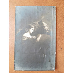 Fotografie tip carte postala, femeie cu cal, 1916