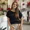 Bluza neagra din bumbac cu floricele aplicate orizontal