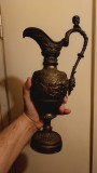 Cumpara ieftin Carafa Bronz/ zamac??