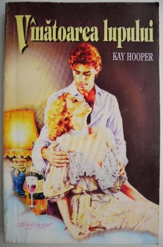 Vanatoarea lupului &ndash; Kay Hooper