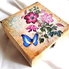 Cutie vintage fluture si flori, cutie de lemn cadou 35255