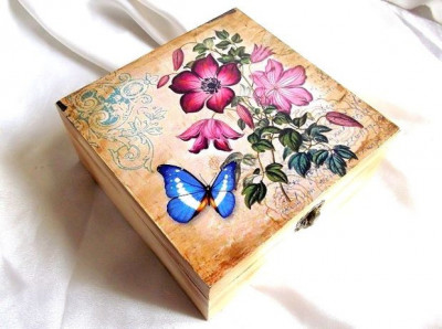 Cutie vintage fluture si flori, cutie de lemn cadou 35255 foto