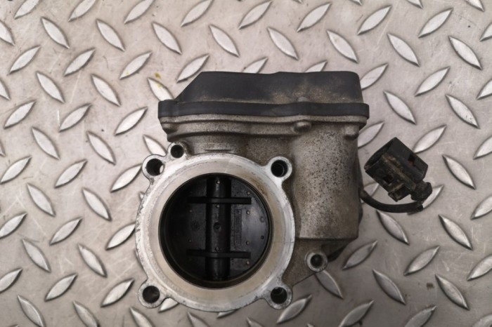 Corp clapetă AUDI A4 8EC, B7 2005 OEM: 06F133062E 28529105