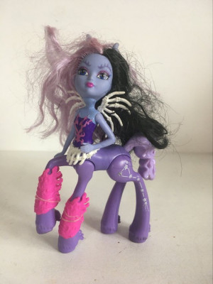 * Papusa figurina Monster High fata-cal, Mattel 2014, colectie, 16x9cm foto