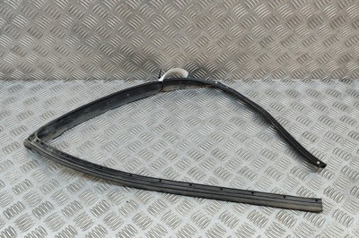 Garnitura de cauciuc ușă dreapta spate BMW iX I20 2022 OEM: 8491360 | 27857466 foto