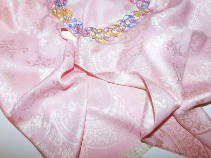 Esarfa noua superba, matase naturala , colier cadou