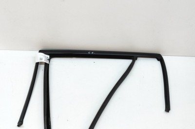 Bandou superior ușă st&amp;acirc;nga spate BMW 3 Touring G21 2022 OEM: 7433975 25031781 foto