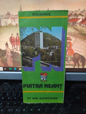 Piatra Neamț et ses alentours, Roumanie hartă color și text &amp;icirc;n franceză 1986 109 foto