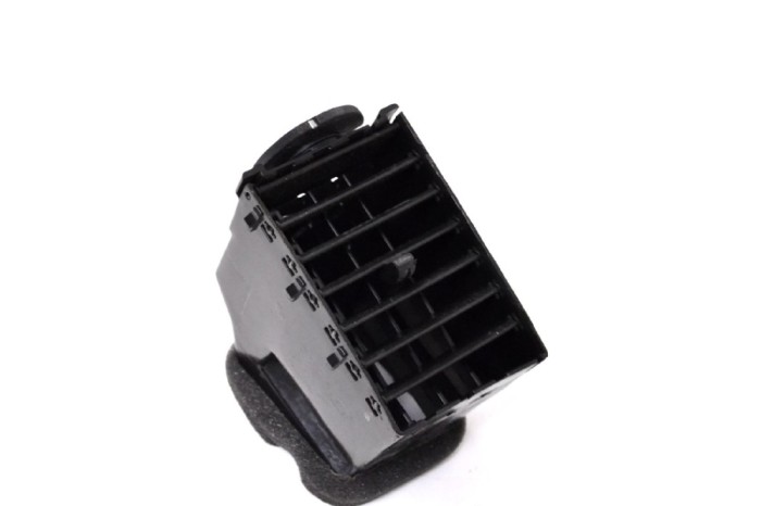 Gura de ventilație planșa de bord CHRYSLER 300 C LX 2006 OEM: 1087510 11682809