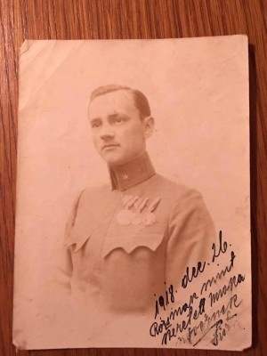 Poza veche cu portret de barbat militar, semnata si cu dedicatie, 1918 dec 26 foto