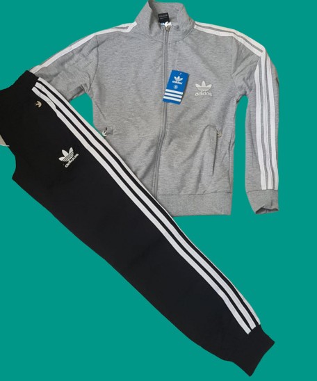 TRENINGURI ADIDAS DAMA, BUMBAC , MARIME DISPONIBILA S, Gri | Okazii.ro