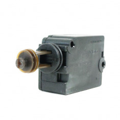 Actuator auto BMW Seria 5 E39 Touring/ Break 01.1996-06.2004 motoras pentru inchidere portbagaj 67118377569, cu 2 pini Kft Auto