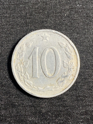 Moneda Cehoslovacia 10 haleri 1962 foto