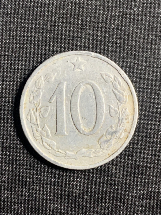 Moneda Cehoslovacia 10 haleri 1962