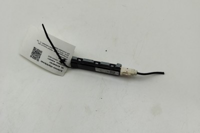 Amplificator de antena VW PASSAT Variant B7 365 2012 OEM: 6Q0035576A,3AF035552 | 31045781 foto