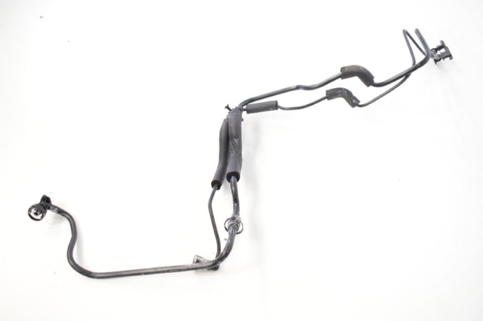 Furtun AUDI A8 D4 4H_ 2014 OEM: 4H0131987C 11106633